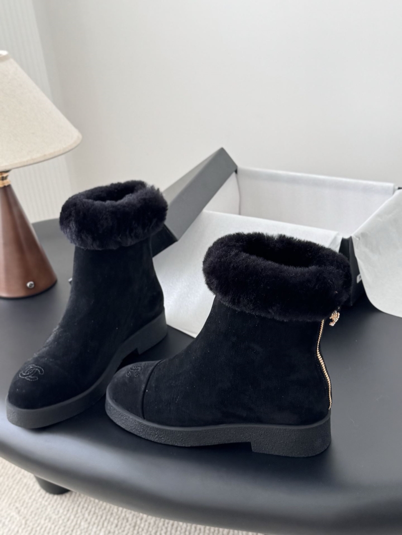 Ch**el boots